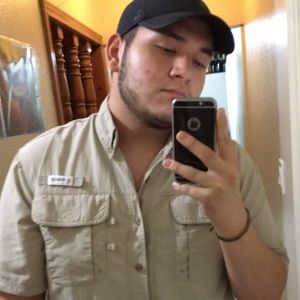 Meet your Posher, Andres